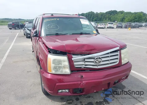 2005 Cadillac Escalade Esv z USA, uszkodzony, nr VIN 3GYFK66NX5G115602